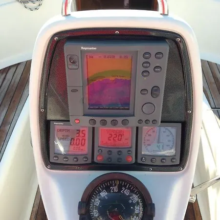 船屋 Vader Bavaria 30 *